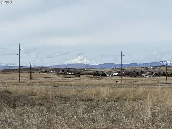 2.5 Acres of Commercial Land for Sale in Goldendale, Washington