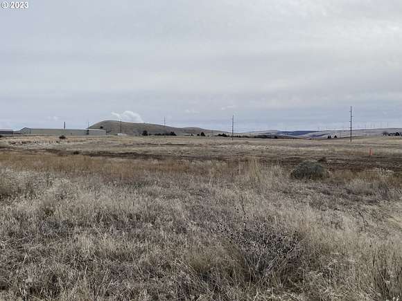2.5 Acres of Commercial Land for Sale in Goldendale, Washington