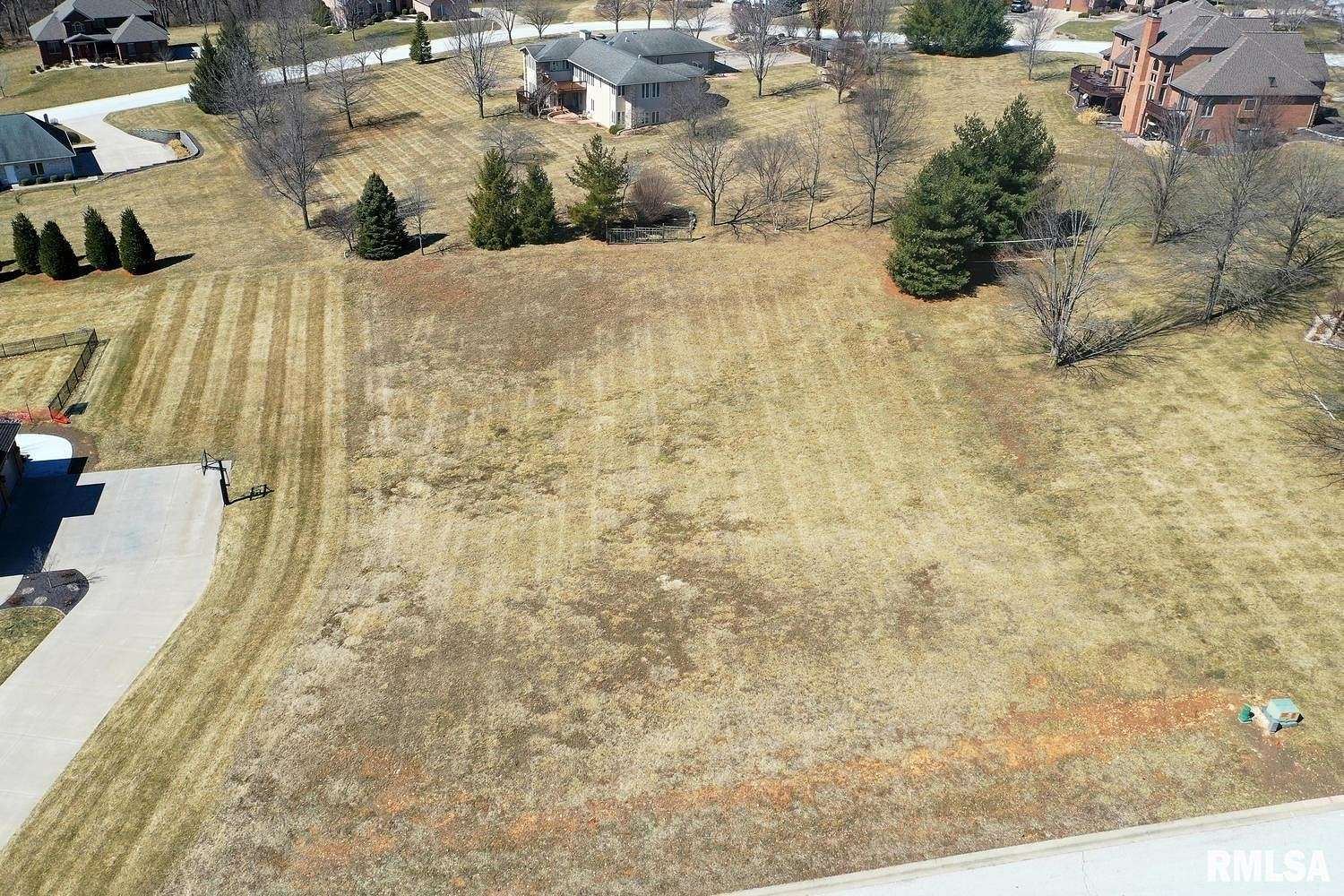 0.71 Acres of Residential Land for Sale in Quincy, Illinois