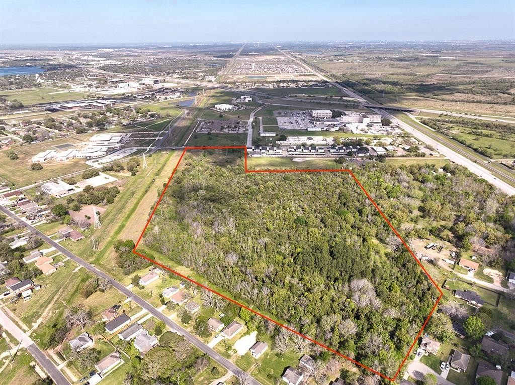 32 Acres of Land for Sale in Texas City, Texas