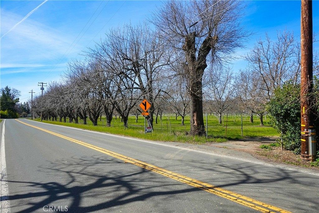 25.7 Acres of Land for Sale in Upper Lake, California