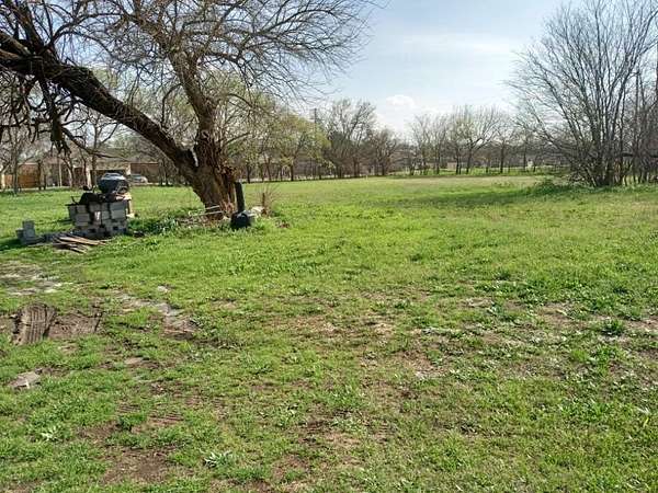 1.8 Acres of Residential Land for Sale in Alvarado, Texas