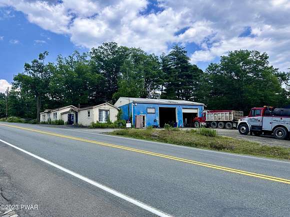 2.5 Acres of Improved Commercial Land for Sale in Hawley, Pennsylvania