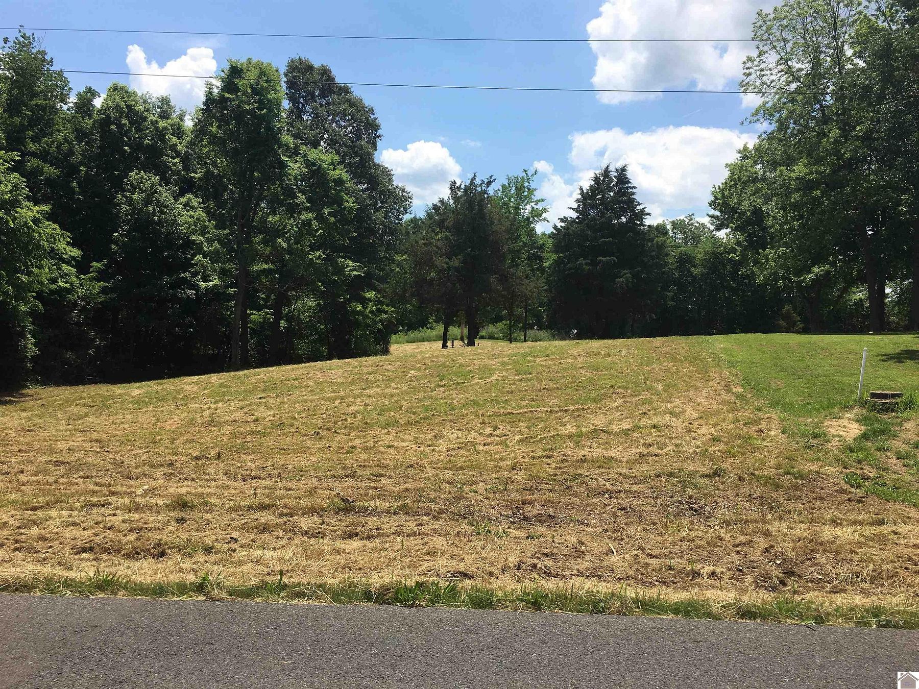 0.96 Acres of Residential Land for Sale in Paducah, Kentucky
