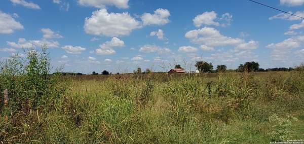 19.6 Acres of Improved Land for Sale in Marion, Texas