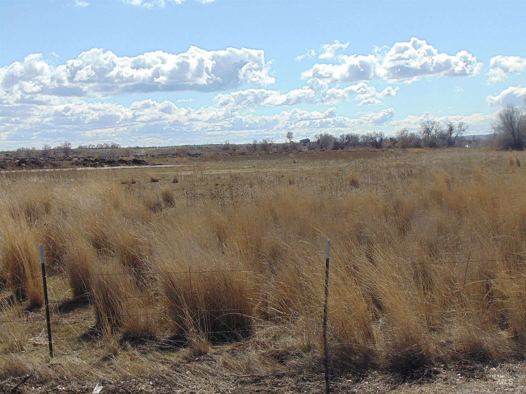 2.17 Acres of Mixed-Use Land for Sale in Ontario, Oregon