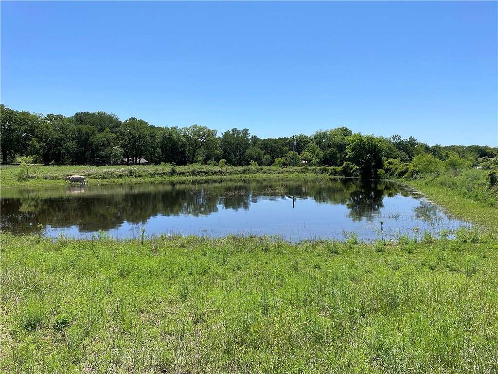 7.8 Acres of Residential Land for Sale in Waco, Texas