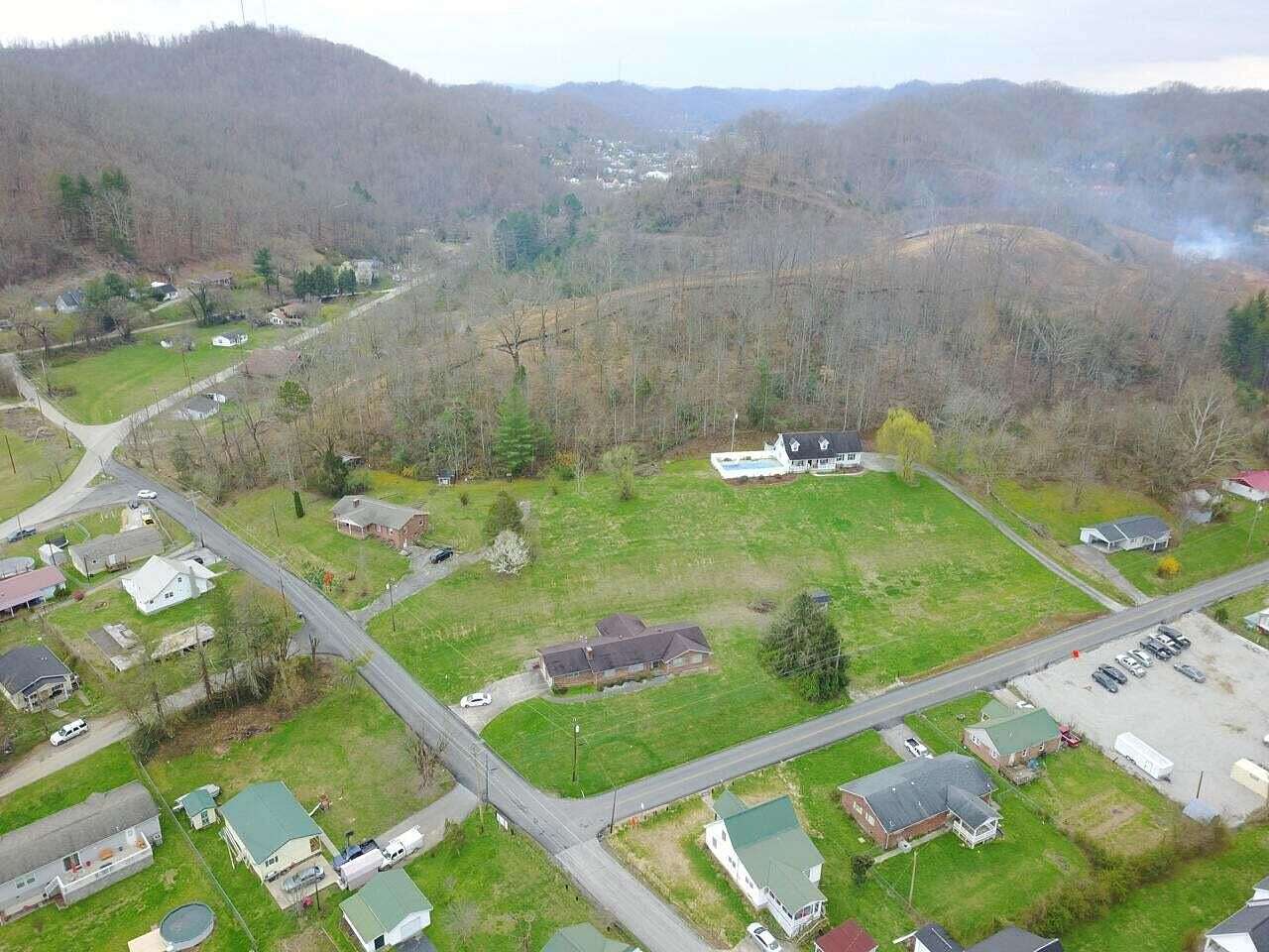 3 Acres of Residential Land with Home for Sale in Manchester, Kentucky