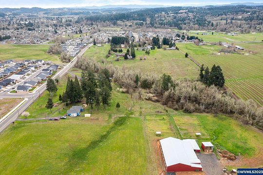 9.58 Acres of Residential Land with Home for Sale in Dallas, Oregon