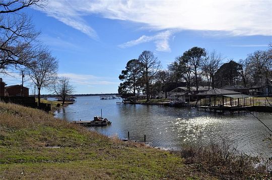 0.625 Acres of Commercial Land for Sale in Gun Barrel City, Texas