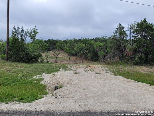 0.99 Acres of Residential Land for Sale in Canyon Lake, Texas