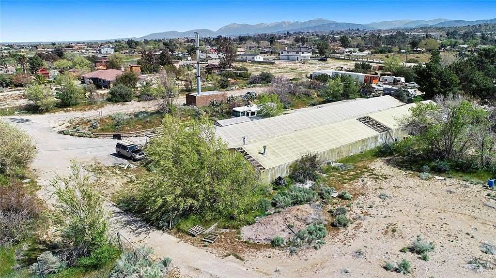 2 Acres of Residential Land for Sale in Palmdale, California