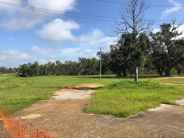 3.8 Acres of Mixed-Use Land for Sale in Wewahitchka, Florida