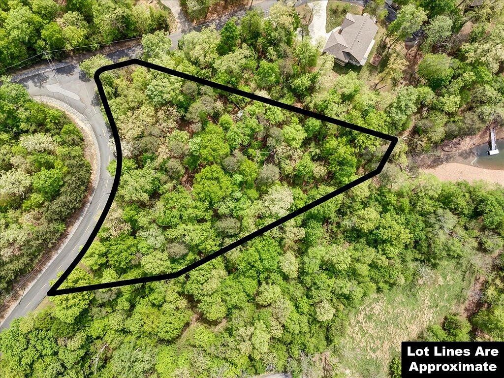 1.3 Acres of Residential Land for Sale in Mooresburg, Tennessee