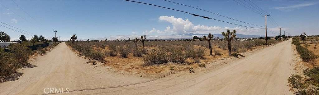 5 Acres of Residential Land for Sale in Phelan, California