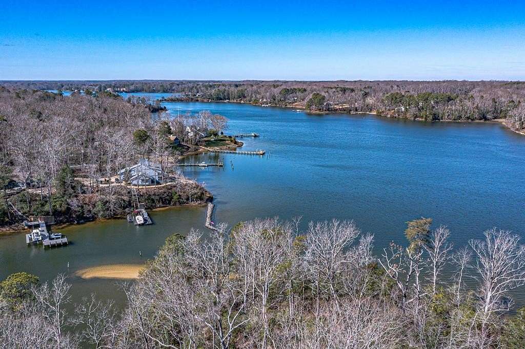 73 Acres of Land for Sale in Weems, Virginia