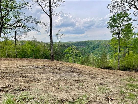 0.74 Acres of Residential Land for Sale in Jamestown, Tennessee