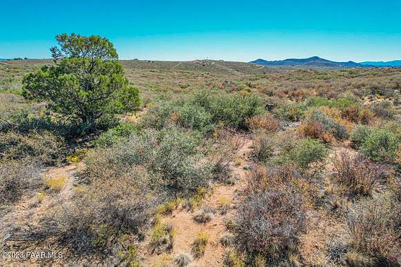 4 Acres of Residential Land for Sale in Dewey-Humboldt, Arizona