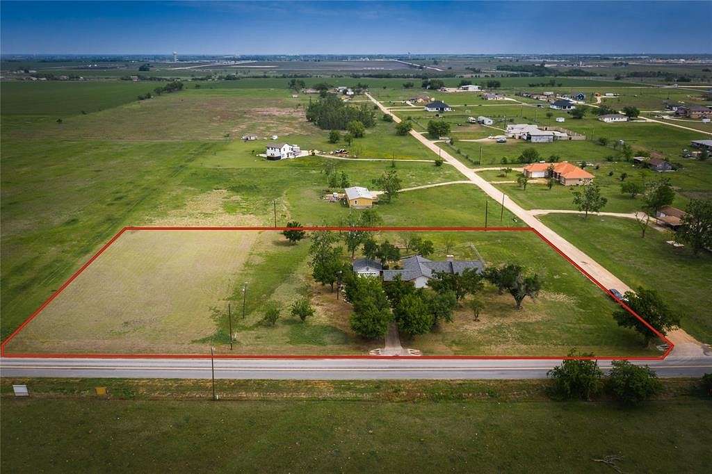 2.5 Acres of Improved Commercial Land for Sale in Taylor, Texas