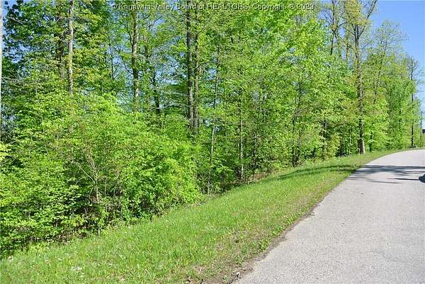 1.7 Acres of Residential Land for Sale in Charleston, West Virginia