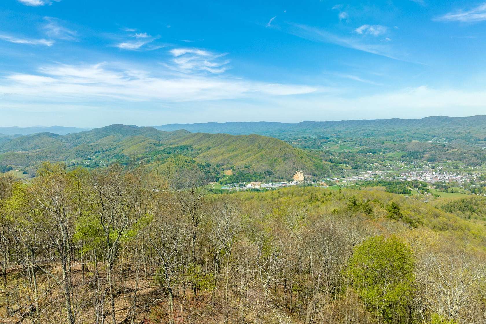 6.47 Acres of Residential Land for Sale in Mountain City, Tennessee