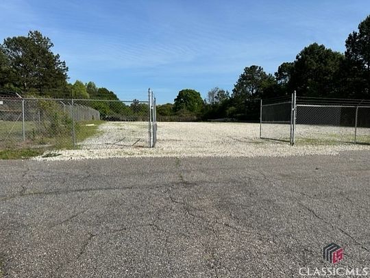 1.5 Acres of Commercial Land for Lease in Athens, Georgia