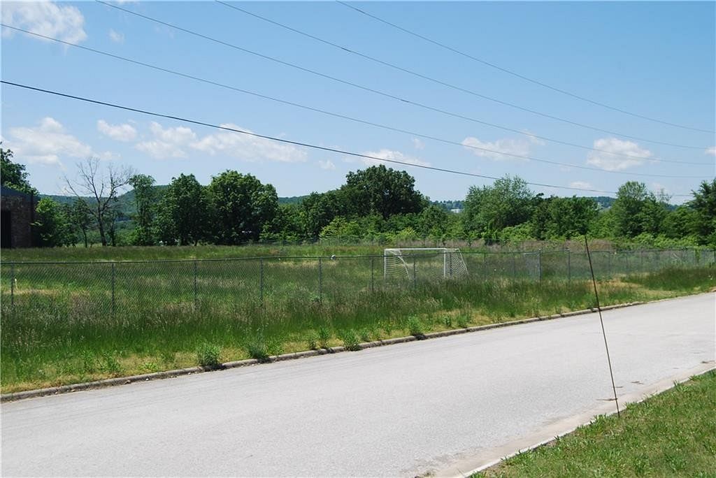 3.1 Acres of Land for Sale in Green Forest, Arkansas