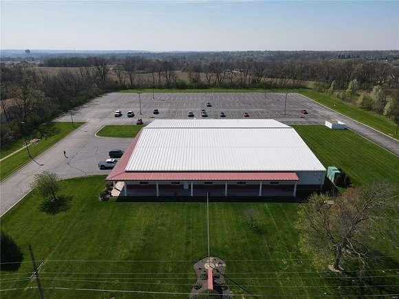9.7 Acres of Improved Commercial Land for Sale in Hannibal, Missouri