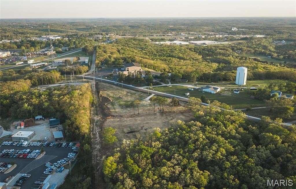 8 Acres of Improved Residential Land for Sale in Rolla, Missouri