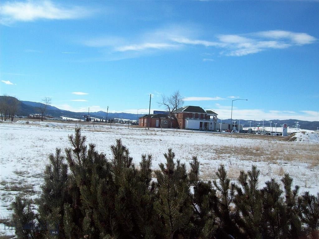 2.2 Acres of Improved Commercial Land for Sale in Butte, Montana
