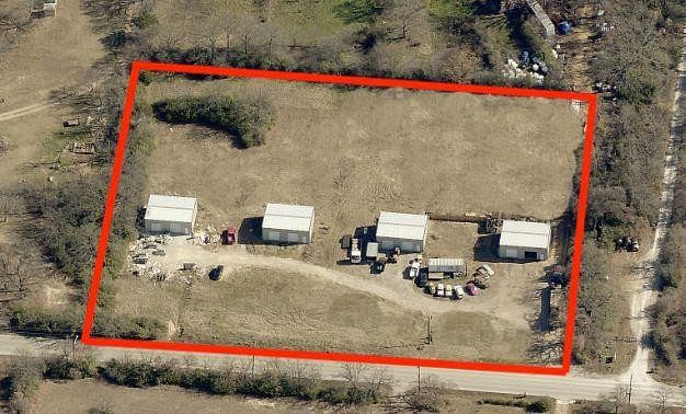 3.5 Acres of Improved Commercial Land for Sale in Denton, Texas
