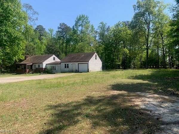 2.36 Acres of Improved Mixed-Use Land for Sale in Windsor, Virginia