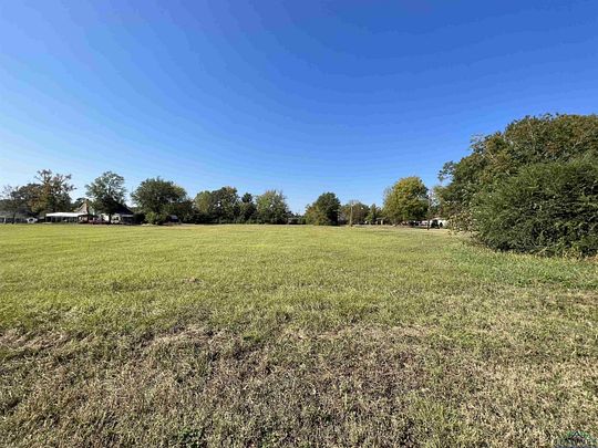 2.4 Acres of Land for Sale in Mount Enterprise, Texas
