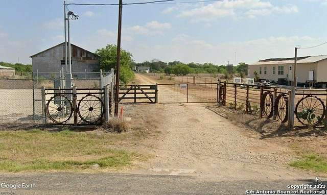 51 Acres of Agricultural Land with Home for Sale in Poteet, Texas