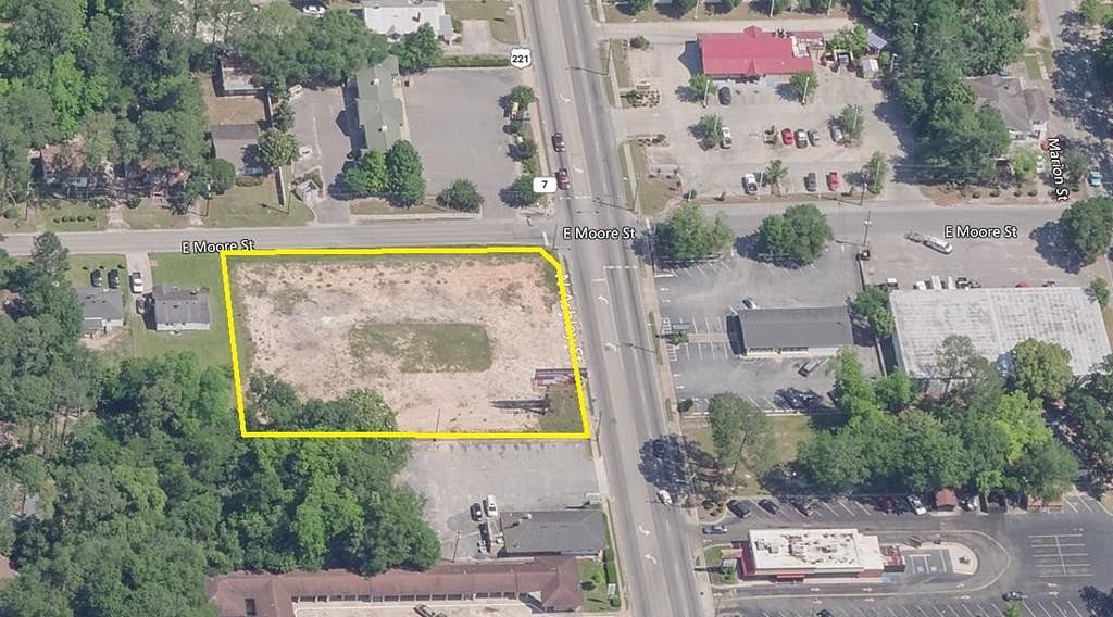 0.91 Acres of Mixed-Use Land for Sale in Valdosta, Georgia