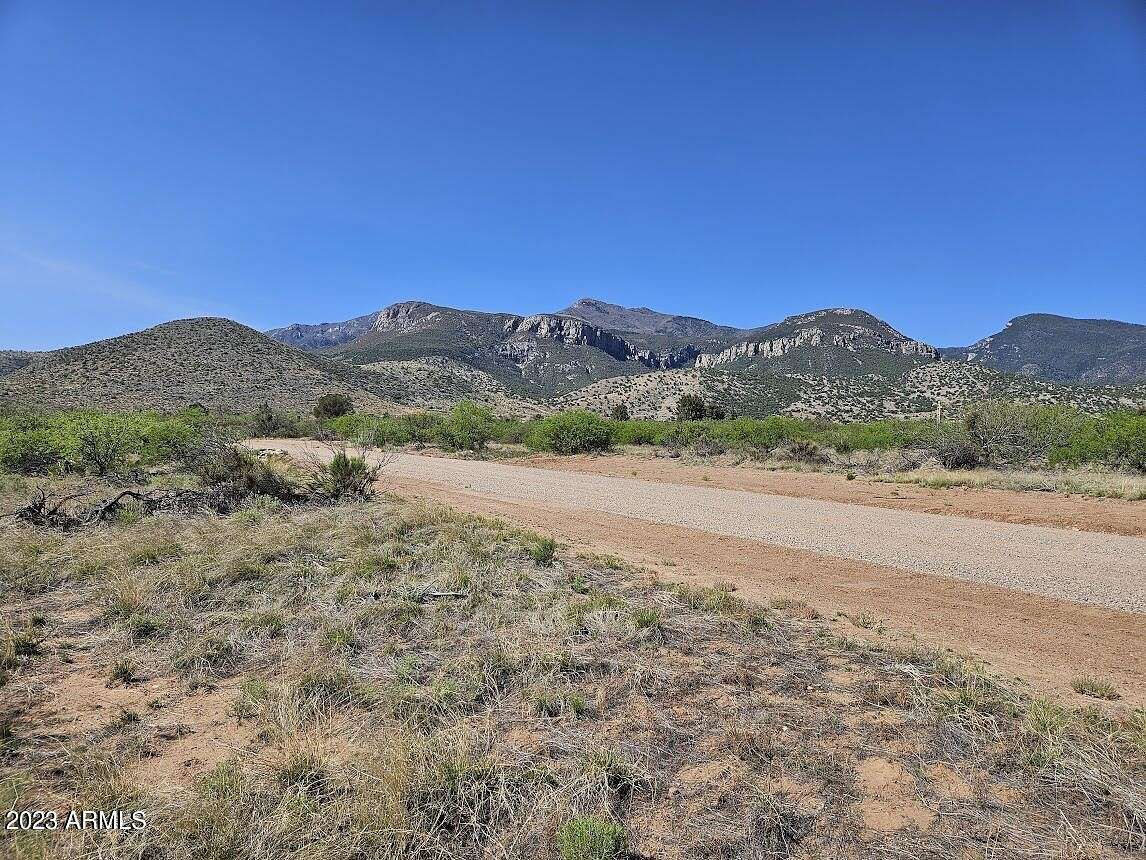 5 Acres of Residential Land for Sale in Hereford, Arizona