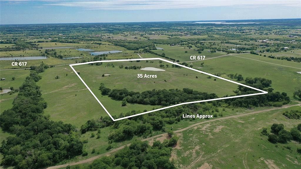 35 Acres of Land for Sale in Farmersville, Texas