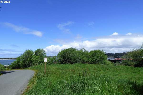 0.12 Acres of Commercial Land for Sale in Bandon, Oregon