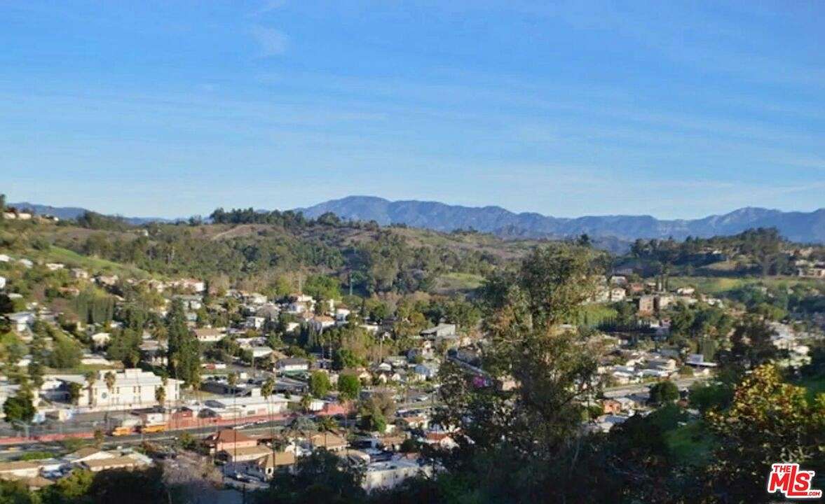 0.086 Acres of Residential Land for Sale in Los Angeles, California