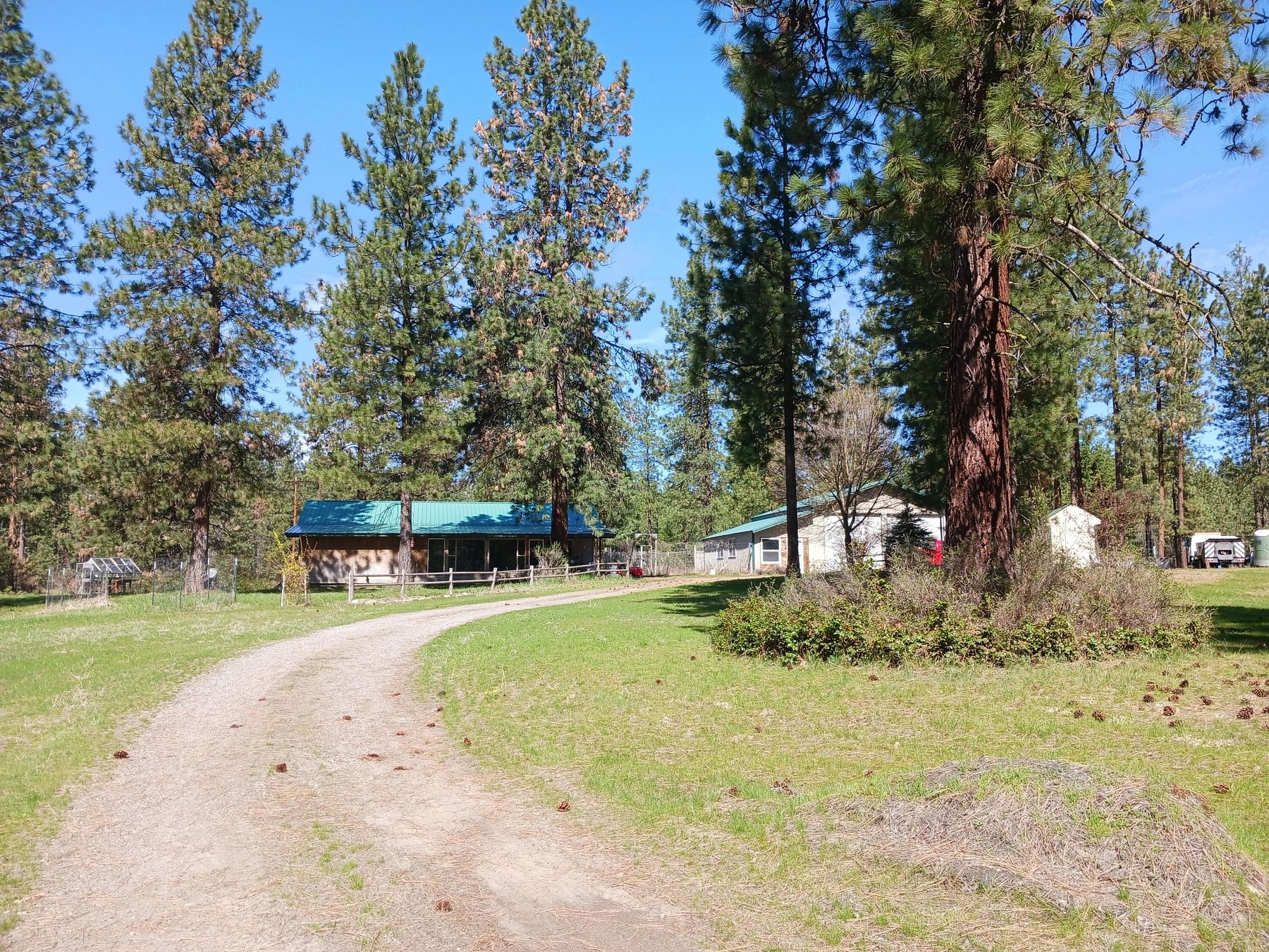 4.7 Acres of Residential Land with Home for Sale in Kettle Falls, Washington