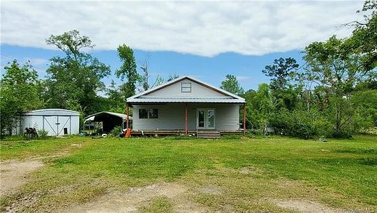 3.8 Acres of Residential Land with Home for Sale in Ragley, Louisiana