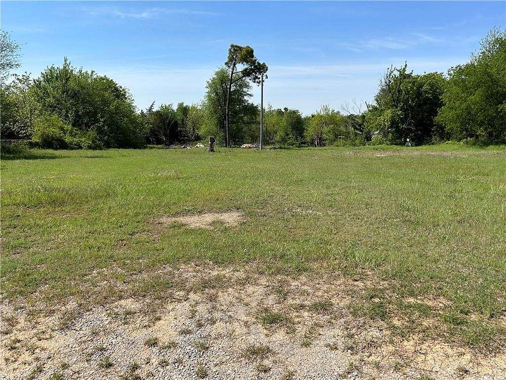 3.95 Acres of Commercial Land for Sale in Nicoma Park, Oklahoma