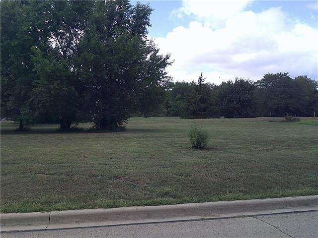 0.33 Acres of Residential Land for Sale in Paola, Kansas