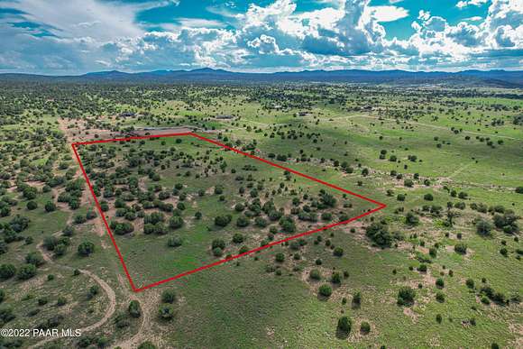 12.3 Acres of Land for Sale in Prescott, Arizona