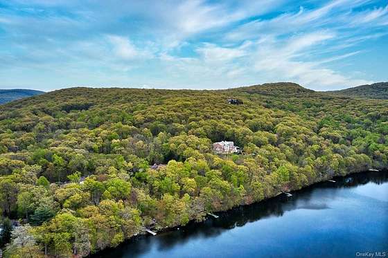 7.1 Acres of Land for Sale in Ramapo, New York