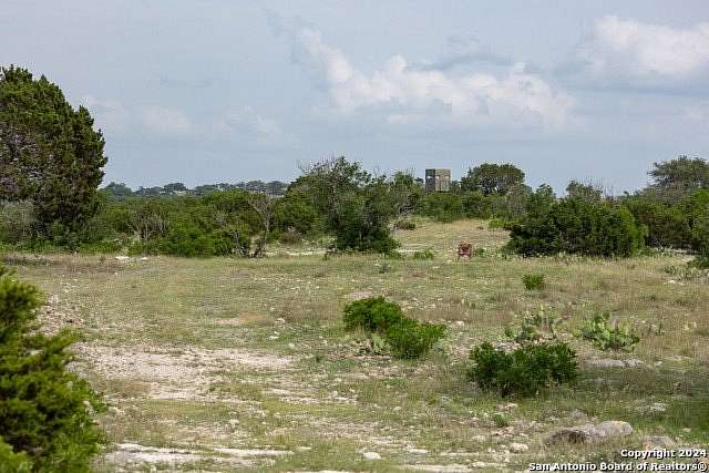 522 Acres of Recreational Land & Farm for Sale in Leakey, Texas