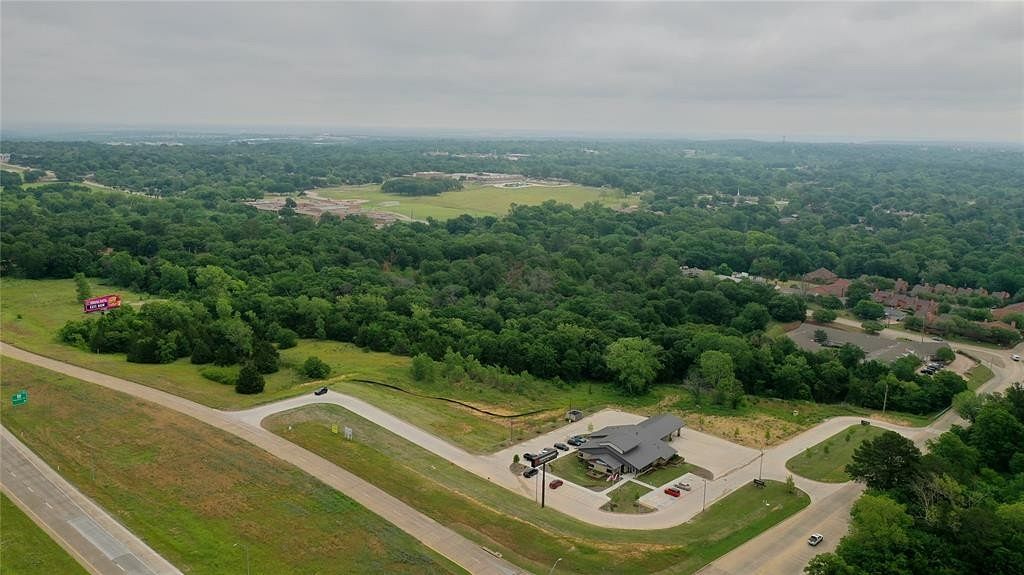 1.5 Acres of Land for Sale in Denison, Texas
