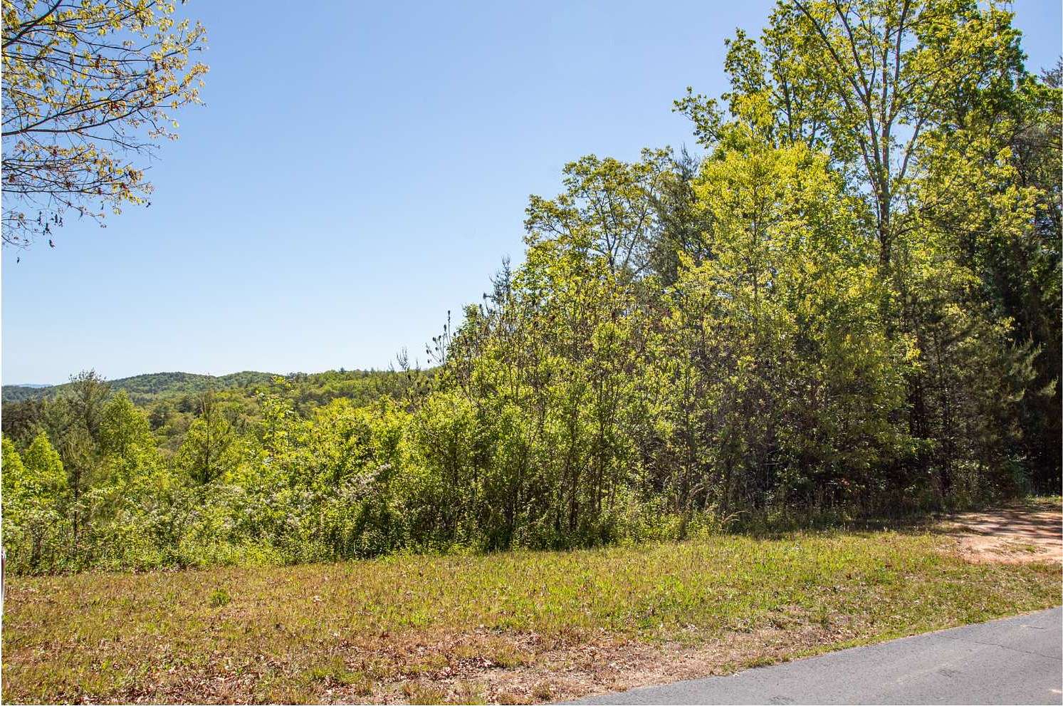 1 Acre of Residential Land for Sale in Murphy, North Carolina