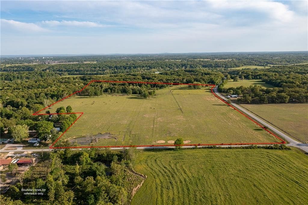 51.8 Acres of Mixed-Use Land for Sale in Siloam Springs, Arkansas