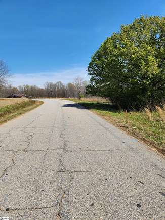 26.5 Acres of Land for Sale in Travelers Rest, South Carolina